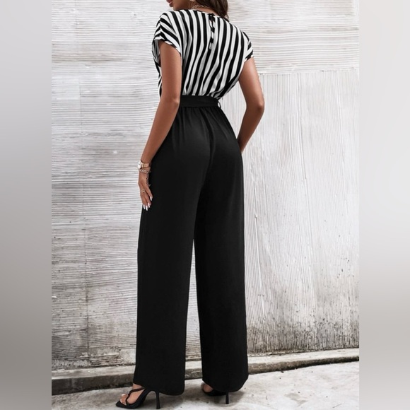 Vertical Striped Batwing Sleeve Wide Leg Jumpsuit - Picture 2 of 10